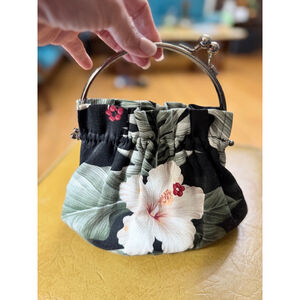 Vintage aBBa Black & White Floral Clutch Wristlet, One Size